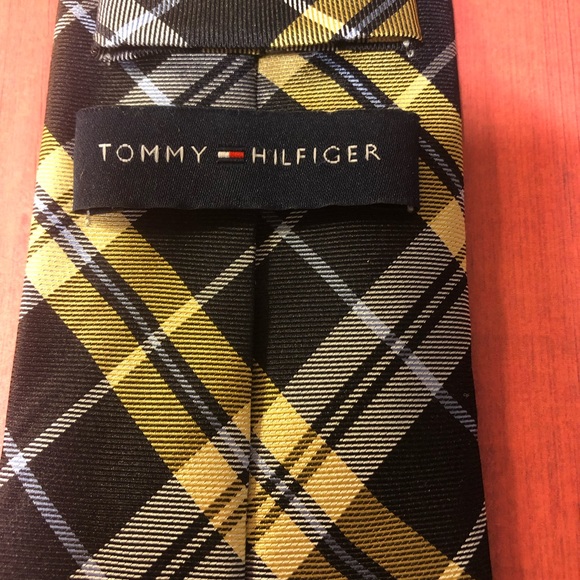 Vintage Y2K Tommy Hilfiger Tie 100% Silk - Picture 3 of 8